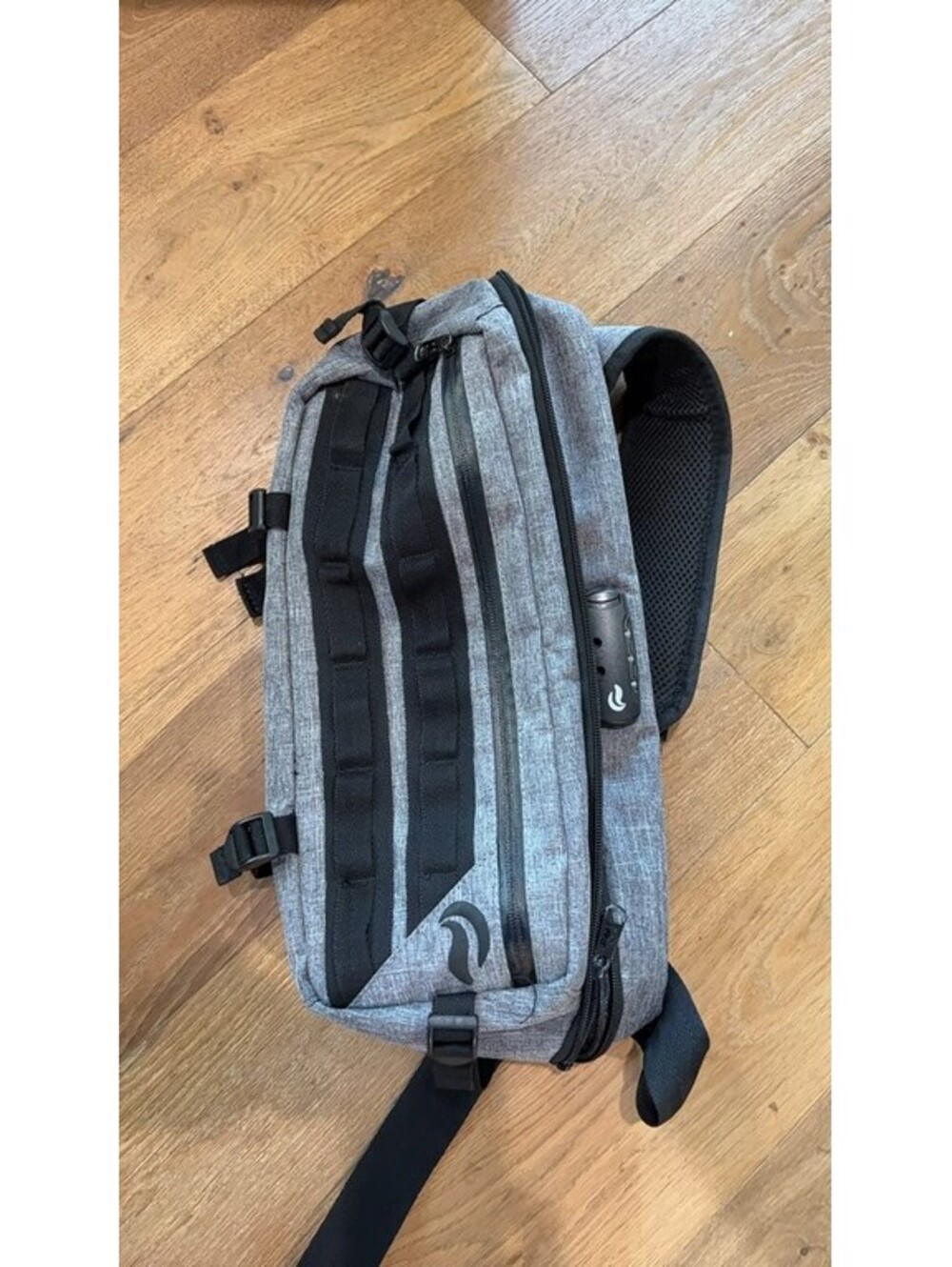 Skunk Bags SK9 Premium Odorless Sling Bag